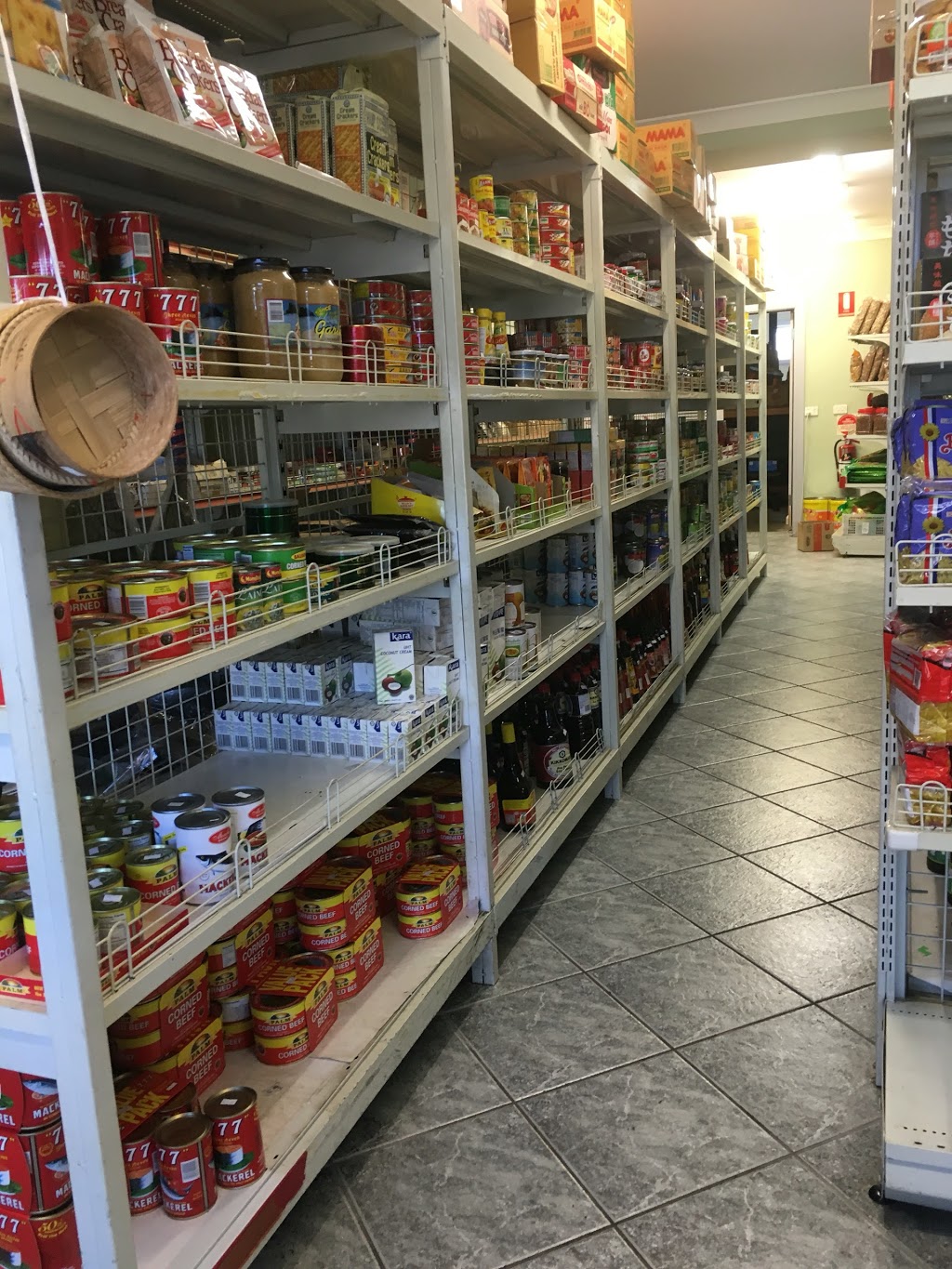 Nam Phuong Asian Groceries | 278 Cowper St, Warrawong NSW 2502, Australia | Phone: (02) 4274 1225