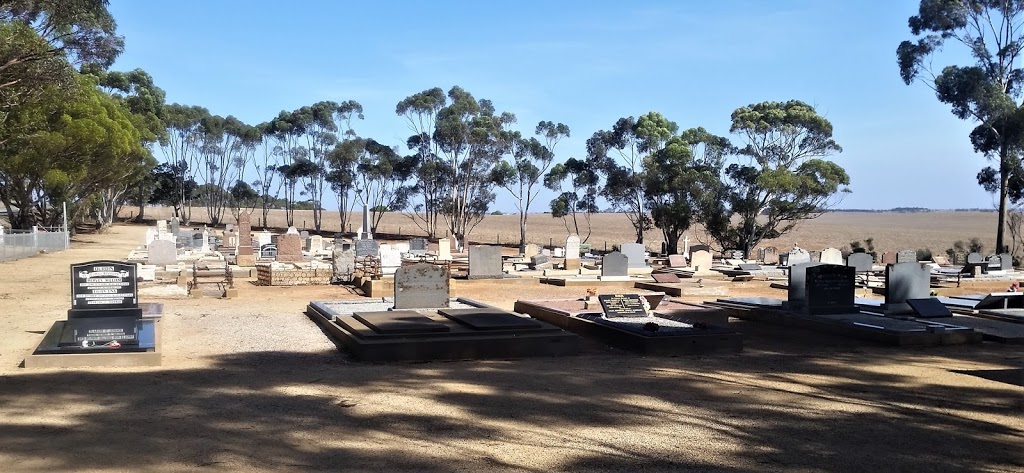 Hamley Bridge Cemetery | cemetery | 129 Twin Rivers Rd, Hamley Bridge SA 5401, Australia