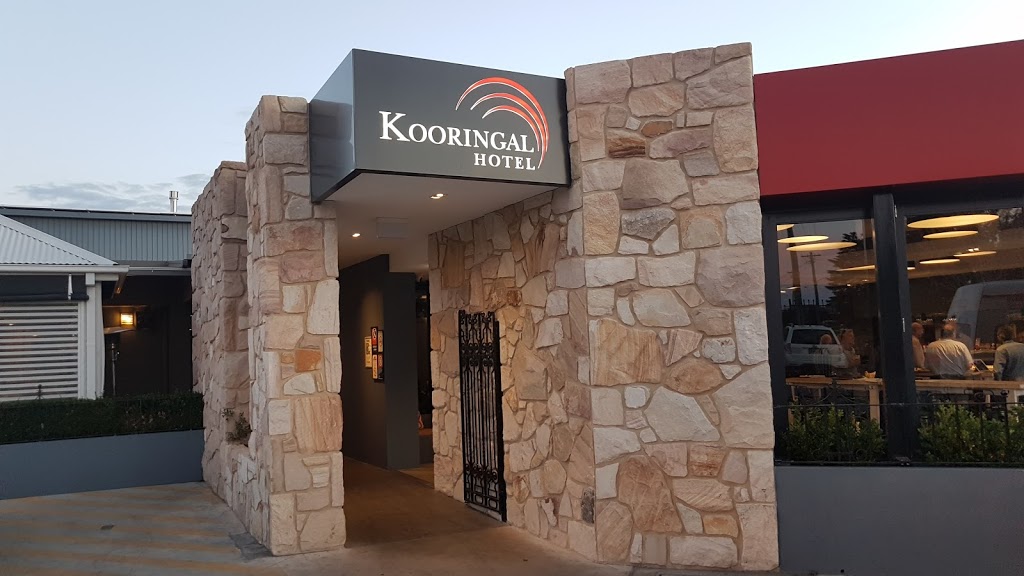 Kooringal Hotel | 88 Fay Ave, Kooringal NSW 2650, Australia | Phone: (02) 6922 6370