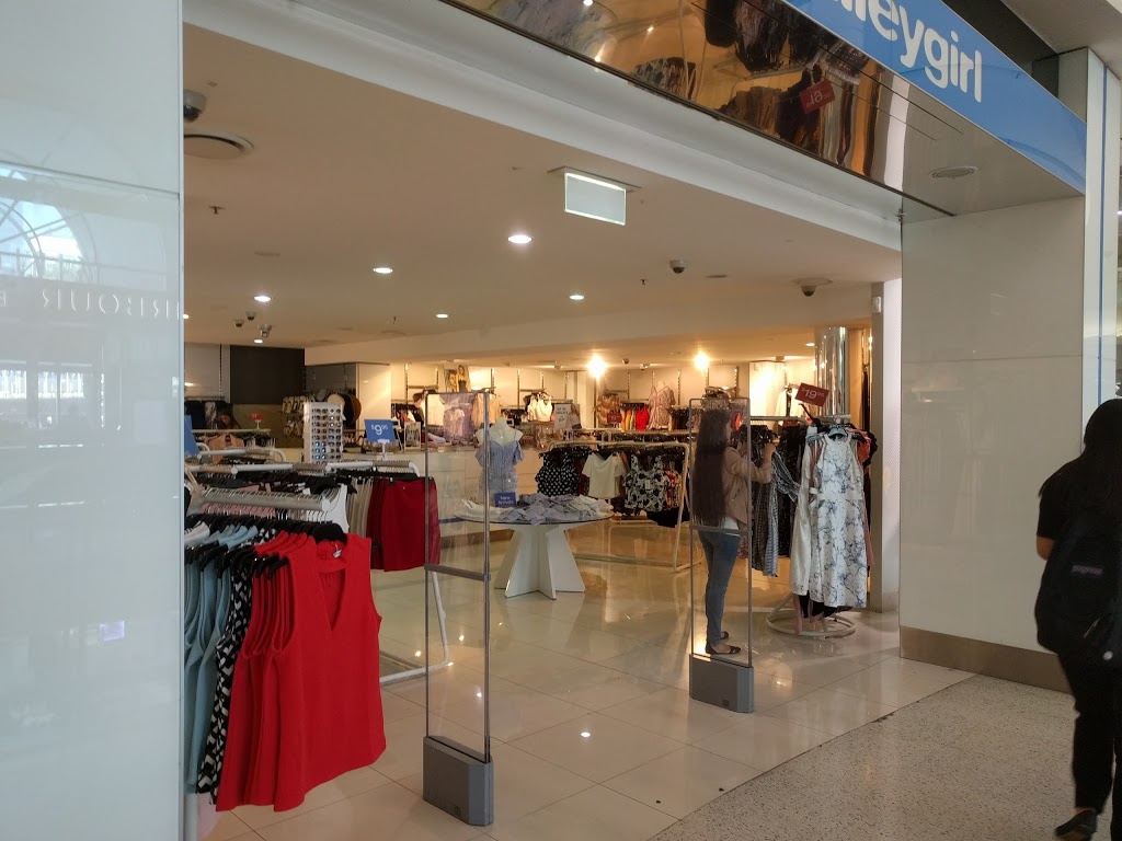Valleygirl | shoe store | Harbourside Shopping Centre, 421 & 424/2-10 Darling Dr, Sydney NSW 2000, Australia | 0292114108 OR +61 2 9211 4108