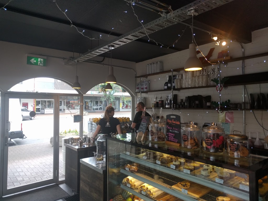 The Coffee Pedaler | cafe | Shop 1 45/43 Wynyard St, Tumut NSW 2720, Australia | 0259081385 OR +61 2 5908 1385