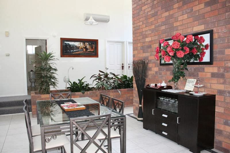 Bed of Roses B&B | 71 Coronation Ave, Swan Hill VIC 3585, Australia | Phone: (03) 5033 1973