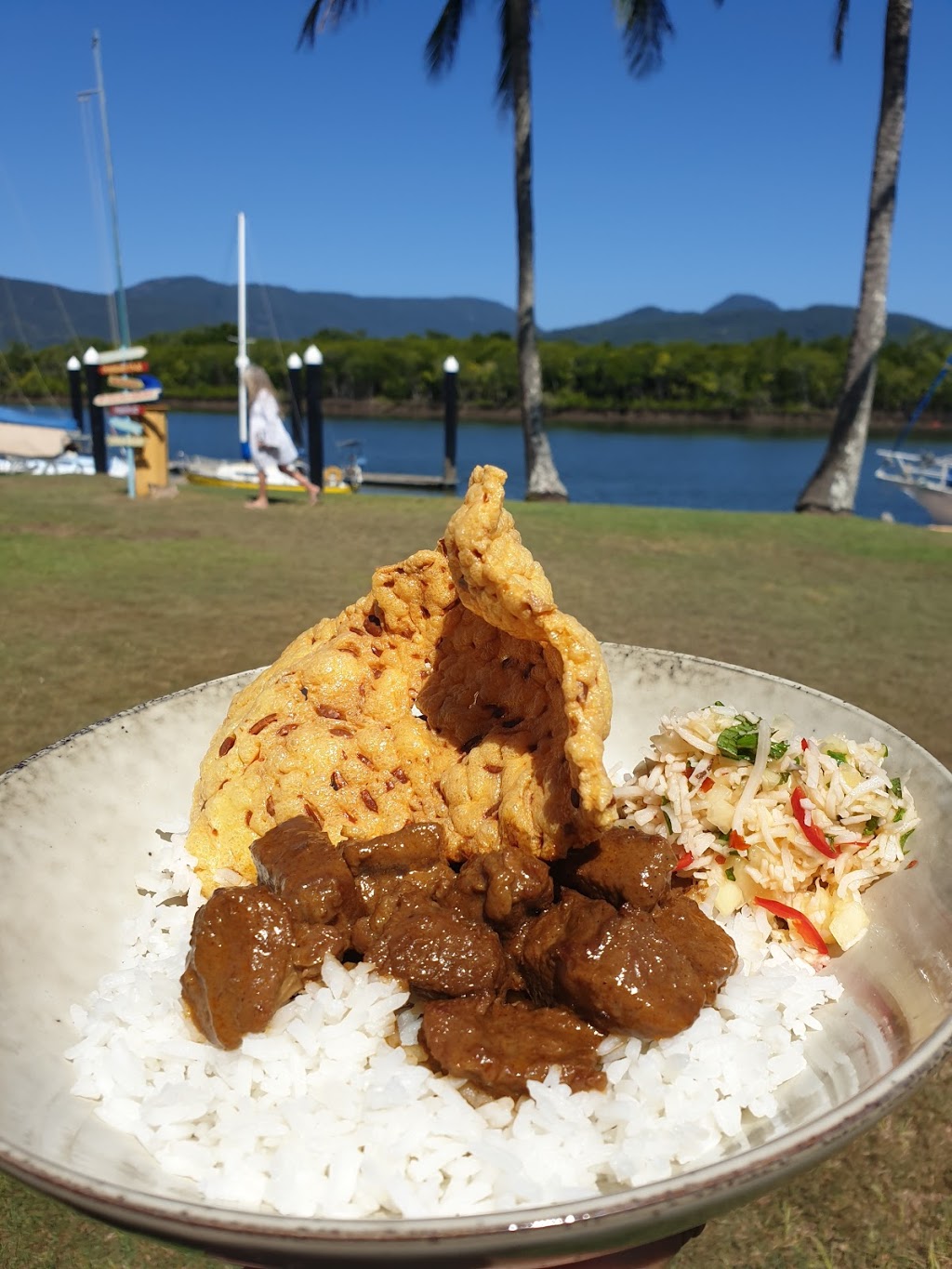 Cairns Cruising Yacht Squadron Restaurant & Bar | restaurant | 42/48 Tingira St, Cairns City QLD 4870, Australia | 0740355115 OR +61 7 4035 5115