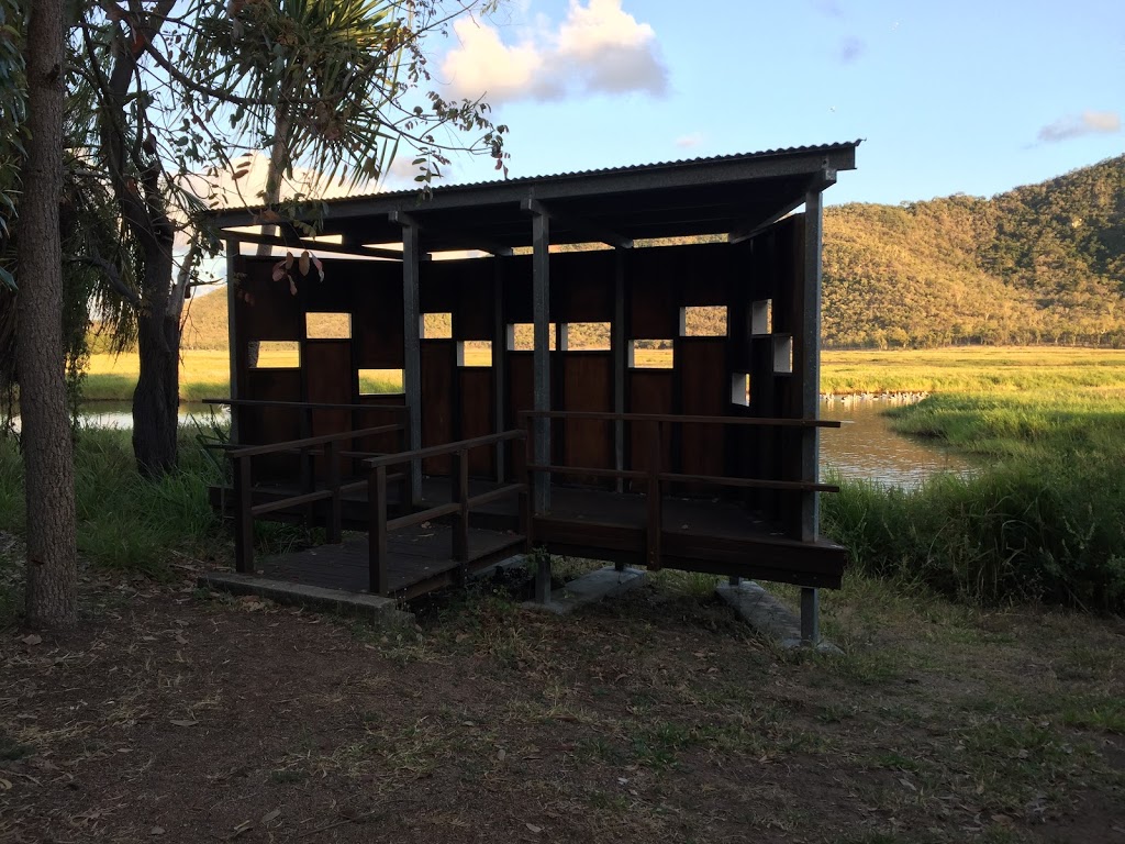 Freshwater bird hide | park | Town Common QLD 4810, Australia