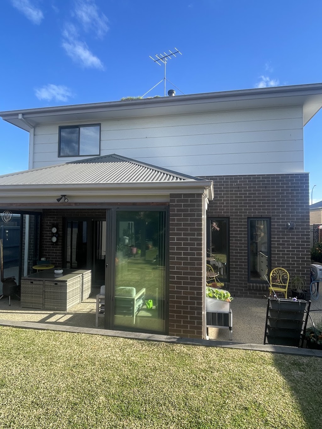 Essential Pest Solutions - Pest Control Geelong | 44/3 Dyson Ct, Breakwater VIC 3219, Australia | Phone: 0438 422 580