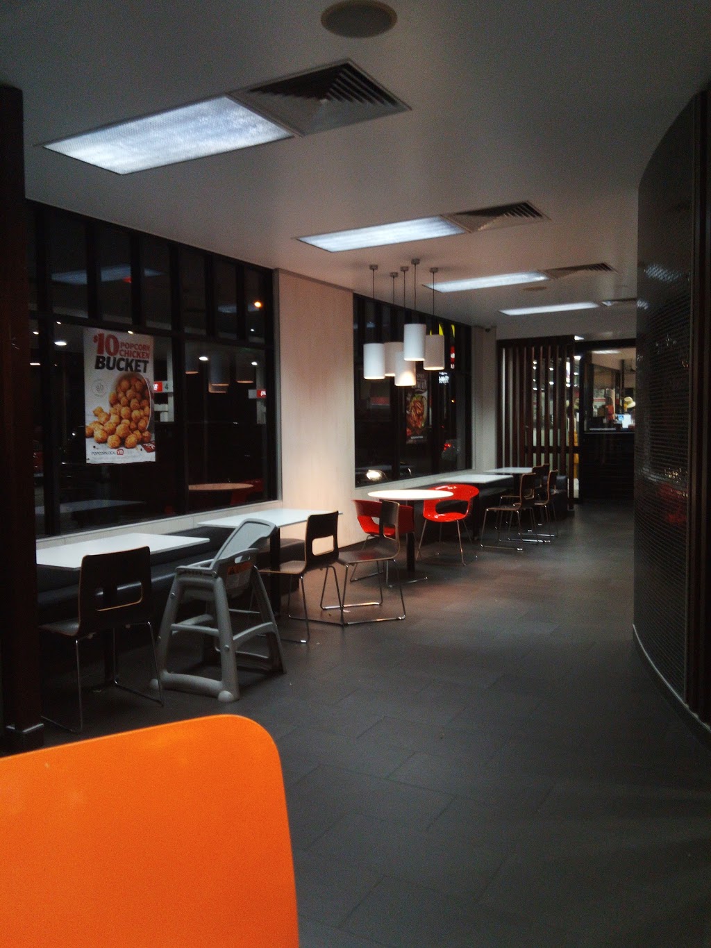 KFC Bunbury South | meal takeaway | 1 Brittain Rd, cnr Bussell Hwy, Gelorup WA 6230, Australia | 0897211253 OR +61 8 9721 1253