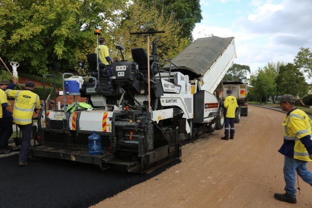 J & E Asphalt & Civil | 29/31 Princes St, Riverstone NSW 2765, Australia | Phone: (02) 9627 1628