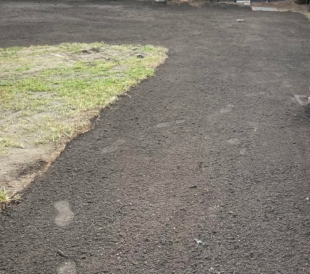 Clean Sweep Landscapes Pty ltd | 39 Cusack Ln, Riverbend QLD 4280, Australia | Phone: 0459 988 311