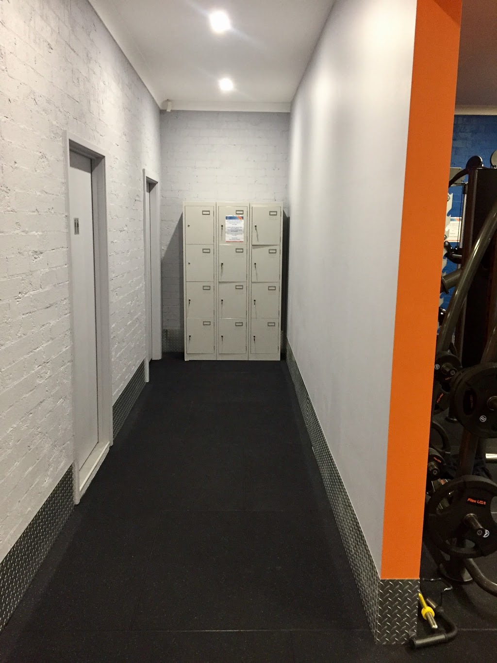 Plus Fitness Thirroul | gym | 398 Lawrence Hargrave Dr, Thirroul NSW 2515, Australia | 0242671584 OR +61 2 4267 1584