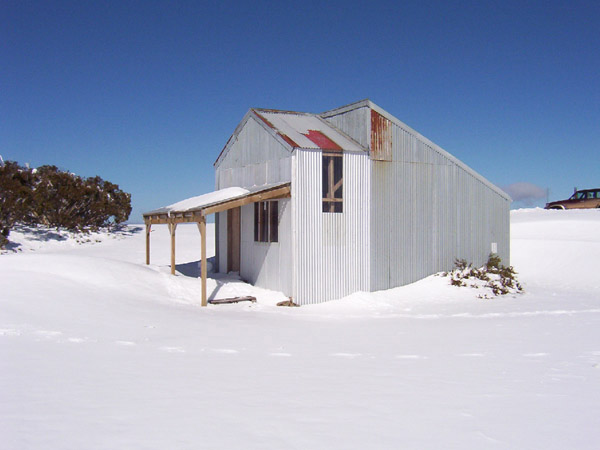 Blowhard Hut | lodging | Great Alpine Rd, Hotham Heights VIC 3741, Australia