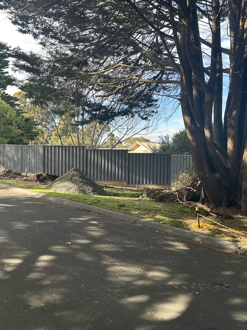 Valley Fencing & Property Services | 55 Burr Rd, Woori Yallock VIC 3139, Australia | Phone: 0403 064 557