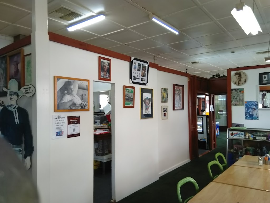 Inglewood Cafe and Art Gallery | 62 Albert St, Inglewood QLD 4387, Australia | Phone: 0429 642 911