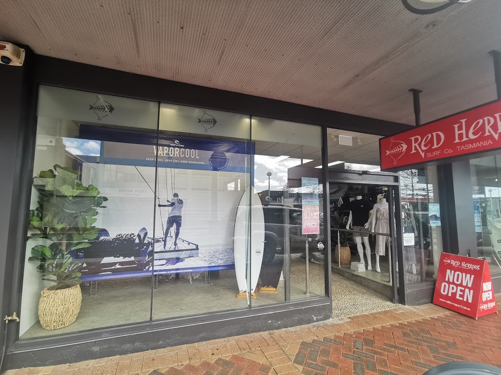 Red Herring Surf Co | clothing store | 12 Mount St, Burnie TAS 7320, Australia | 0364541856 OR +61 3 6454 1856