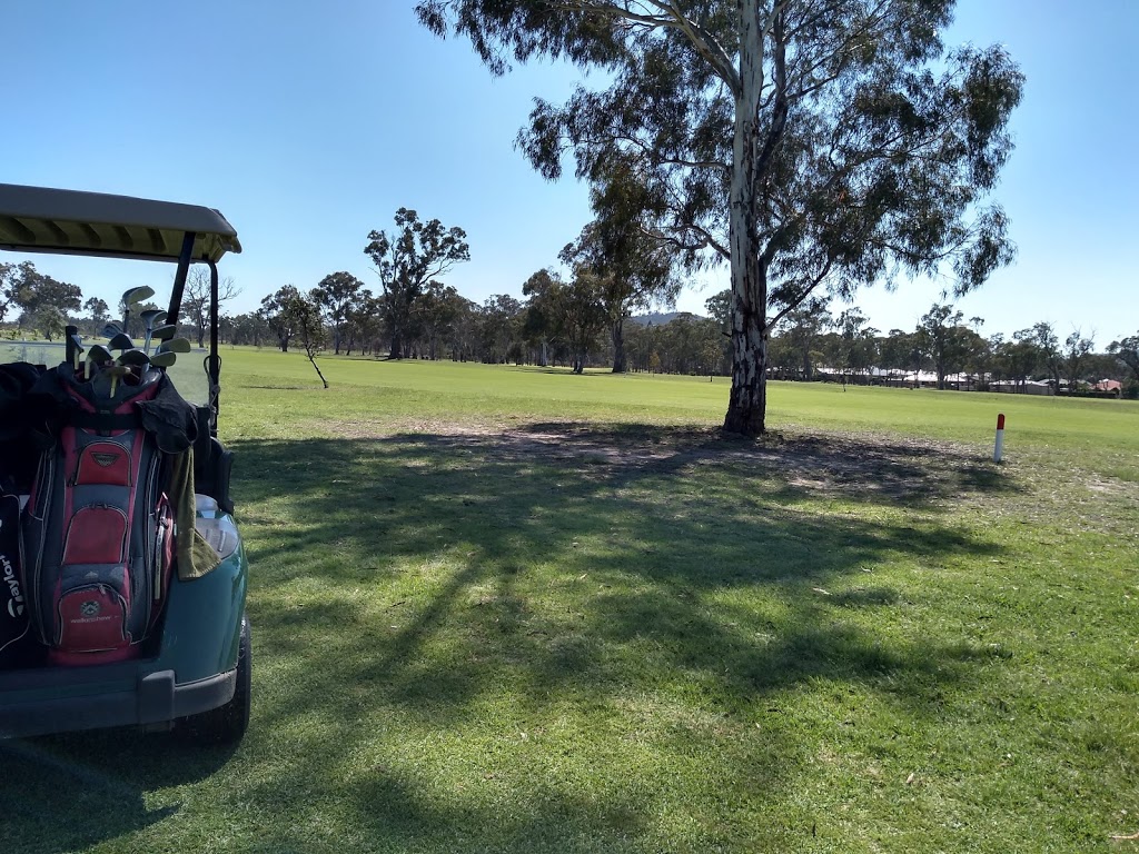 Stanthorpe Golf Course | 54 Amosfield Rd, Stanthorpe QLD 4380, Australia | Phone: (07) 4681 1276