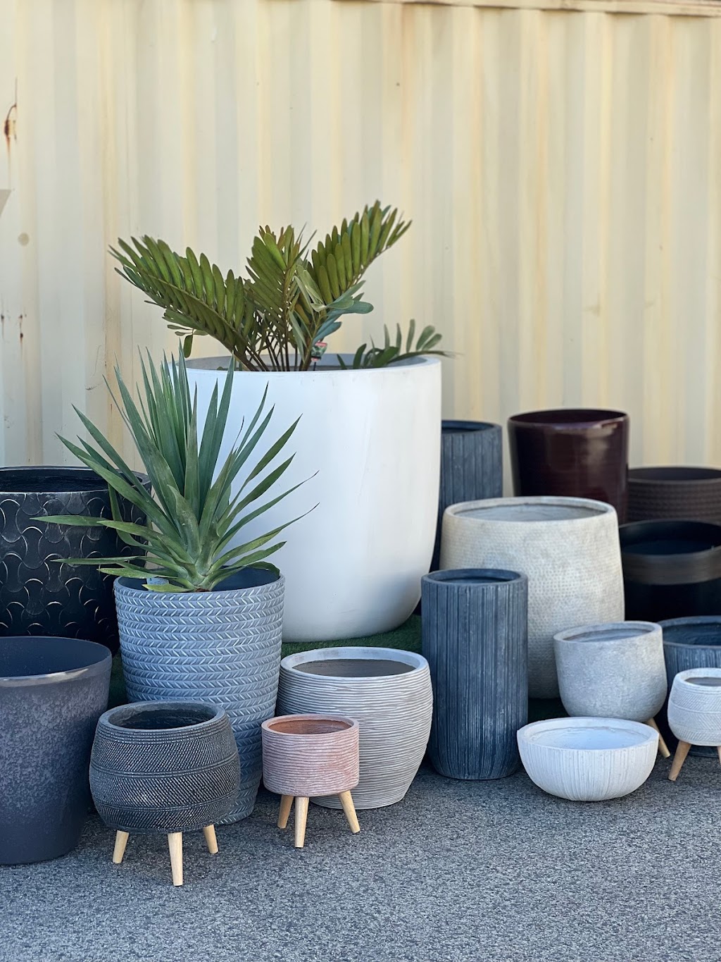 Lots of Pots - Lightweight Pots WA | 2048 Wanneroo Rd, Neerabup WA 6031, Australia | Phone: 0427 207 989