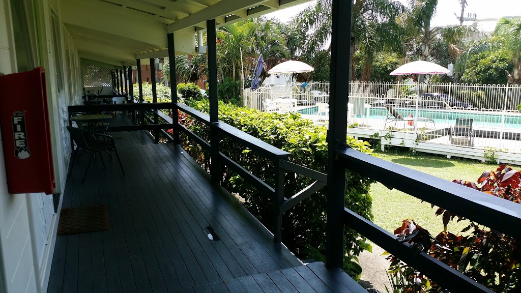 Villa Coolum | 102 Coolum Terrace, Coolum Beach QLD 4573, Australia | Phone: (07) 5446 1286