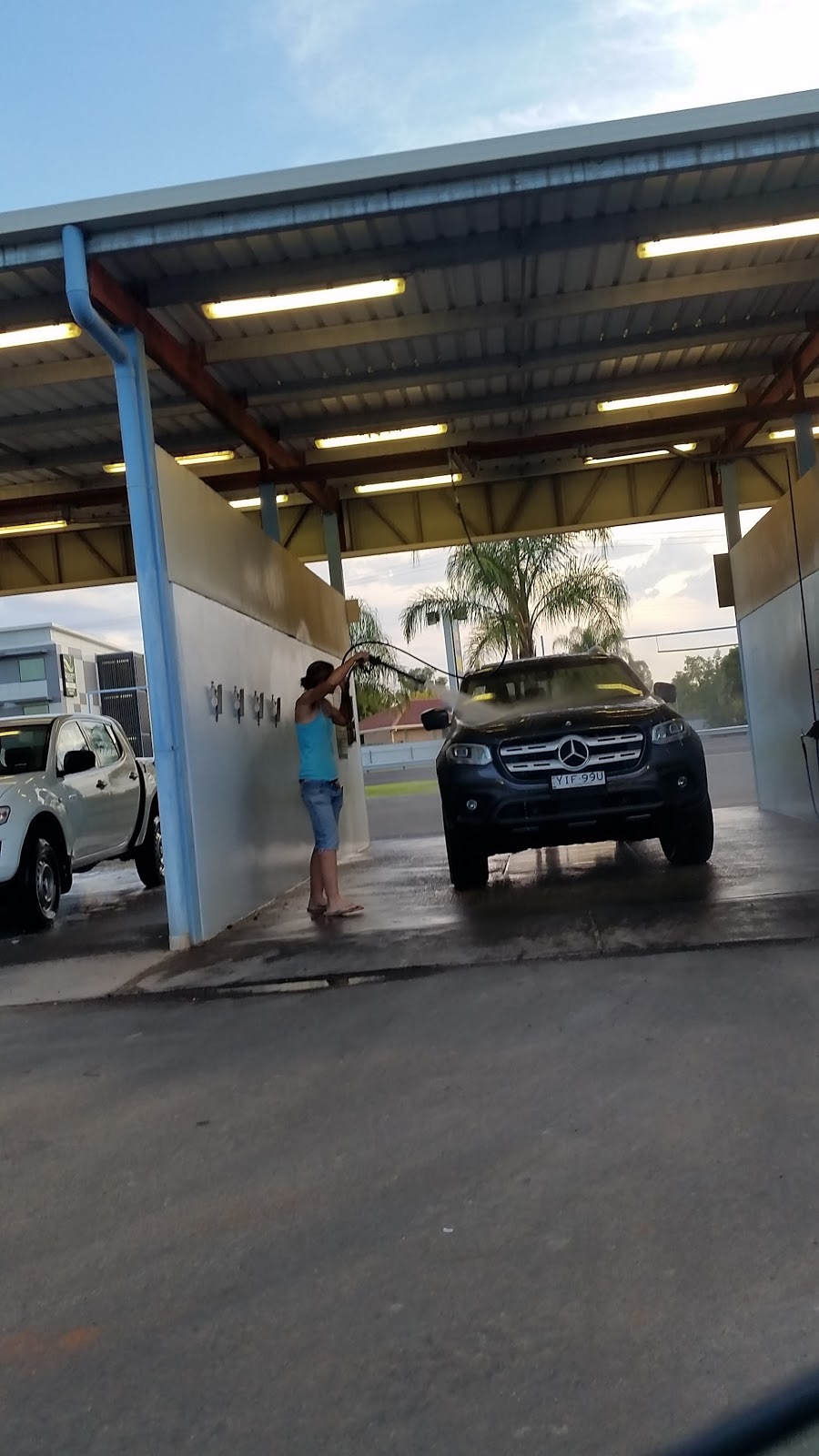 Suds City Car Wash | car wash | 31 Pearson St, Wagga Wagga NSW 2650, Australia | 0269254322 OR +61 2 6925 4322
