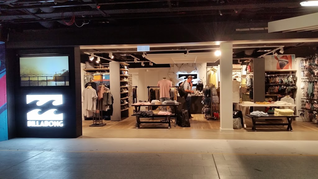 Billabong | clothing store | Shop W08 T2 Terminal, Departure Dr, Melbourne Airport VIC 3045, Australia | 0393356341 OR +61 3 9335 6341