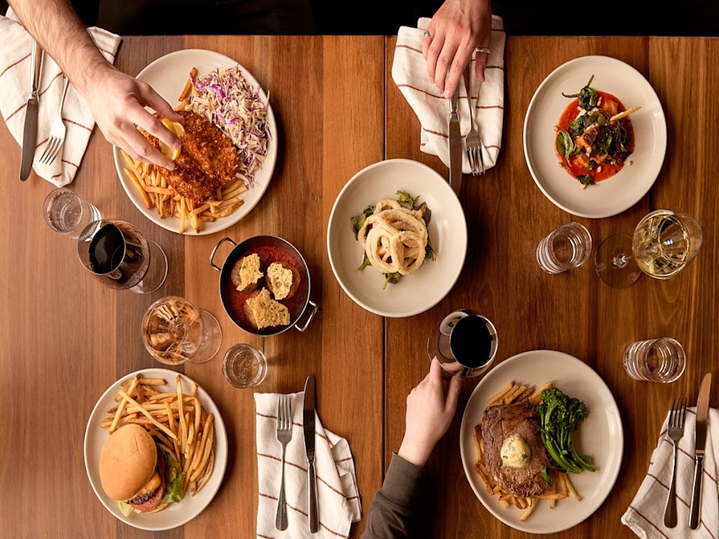 The Stallions Restaurant & Bar (open during ski season) | 20 Candle Heath Rd, Perisher Valley NSW 2624, Australia | Phone: 0477 010 138