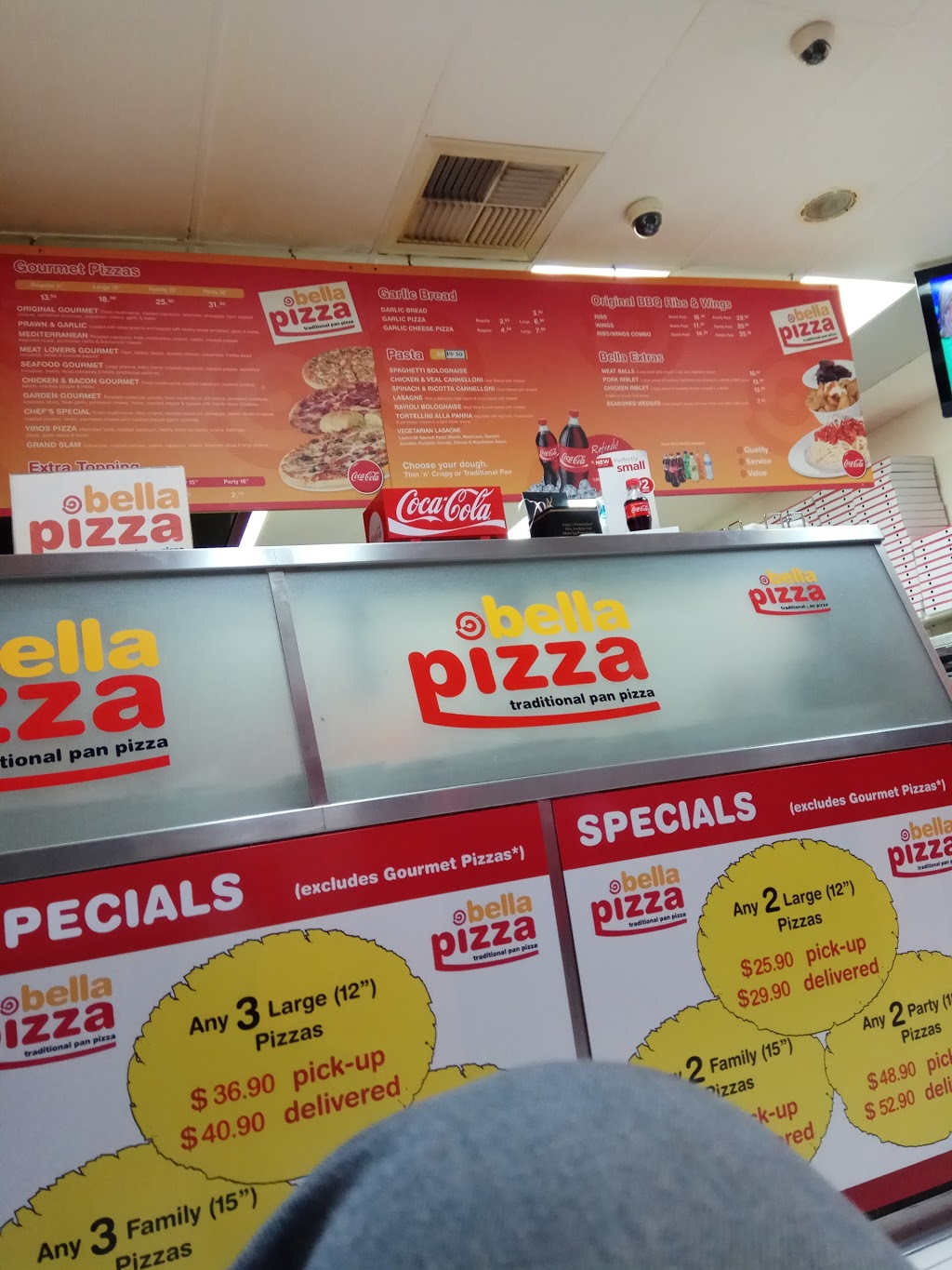 Bella Pizza | meal delivery | 5/337 Whites Rd, Paralowie SA 5108, Australia | 0882832011 OR +61 8 8283 2011