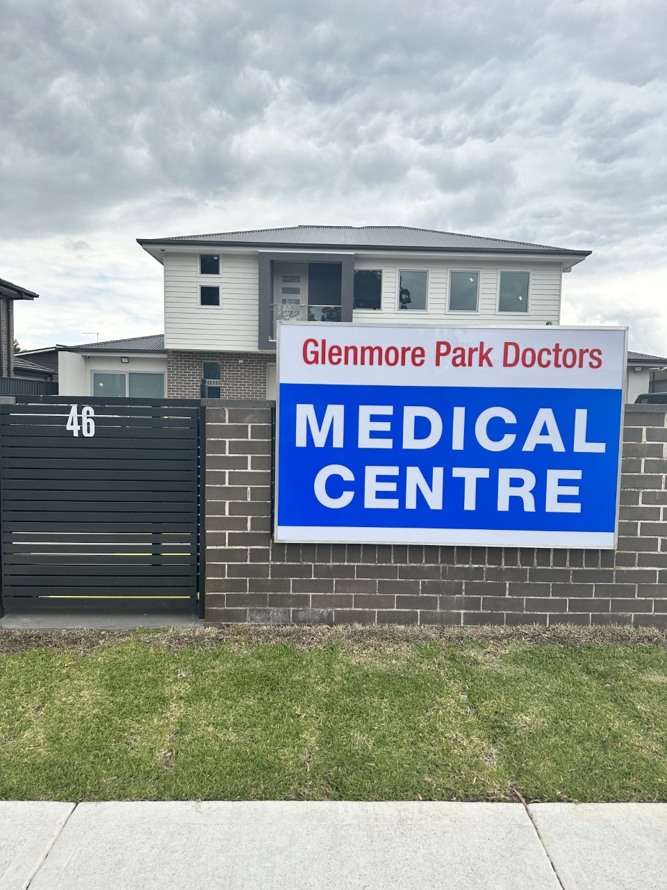 GLENMORE PARK DOCTORS | hospital | 46 The Lakes Dr, Glenmore Park NSW 2745, Australia | 0247083272 OR +61 2 4708 3272