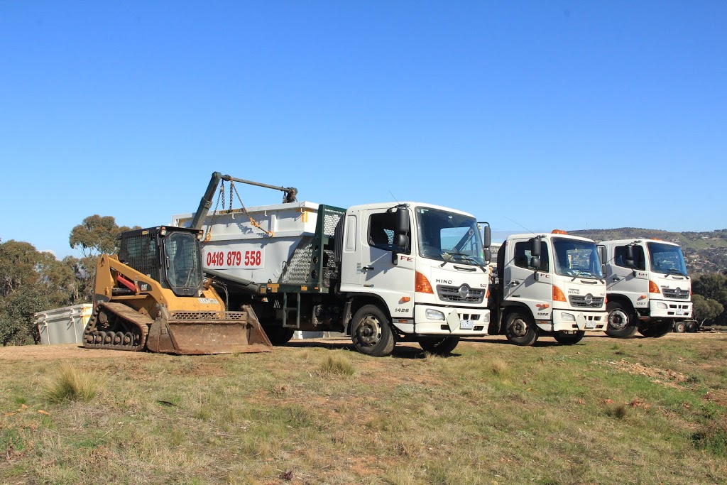 Jess and Lianes Waste Solutions | 8 Rowsley Station Rd, Maddingley VIC 3340, Australia | Phone: 0418 879 558