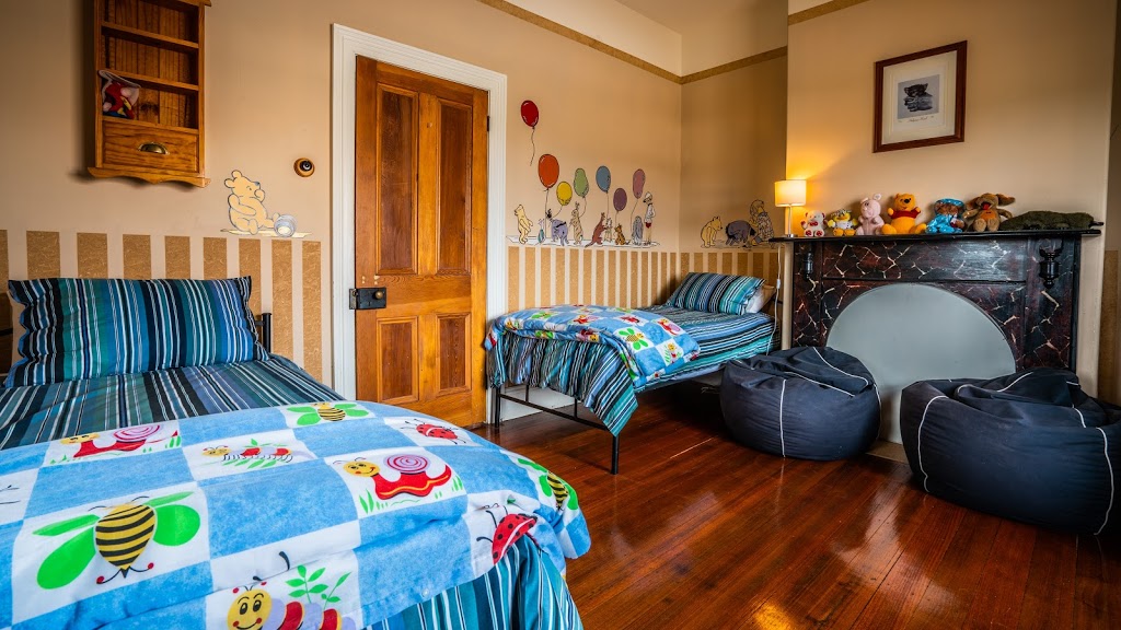 Kenya Cottage | lodging | 26 Lansdowne Pl, Deloraine TAS 7304, Australia | 0438835939 OR +61 438 835 939