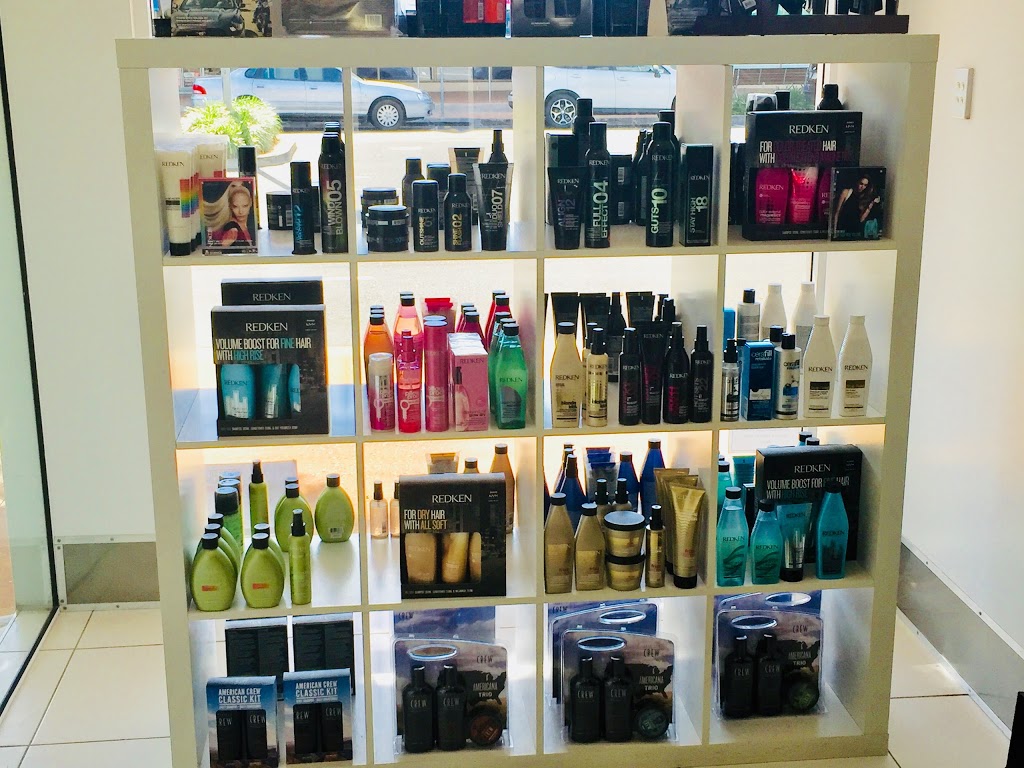 Pure Colour Lounge | hair care | 1/12 Grice Ave, Paradise Point QLD 4216, Australia | 0755771177 OR +61 7 5577 1177