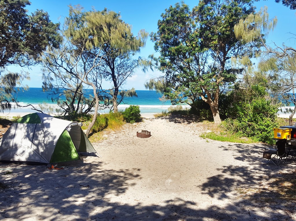 Ocean Beach camping area | campground | Halls Bay Rd, Coochin Creek QLD 4519, Australia | 137468 OR +61 137468