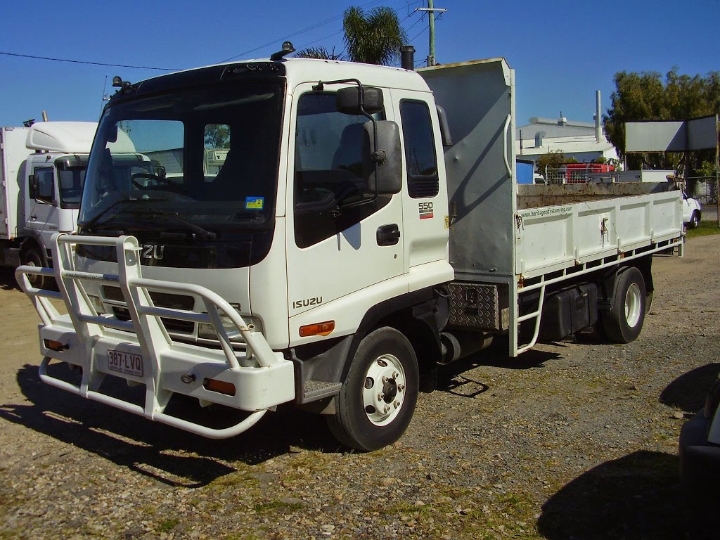 Queensland Wholesale Trucks | store | 110 Ashover Rd, Rocklea QLD 4106, Australia | 0732777484 OR +61 7 3277 7484