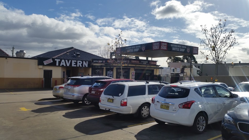 Eastern Creek Tavern | restaurant | Cnr of Huntingwood Dr & Brabham Drive, Eastern Creek NSW 2766, Australia | 0296728550 OR +61 2 9672 8550