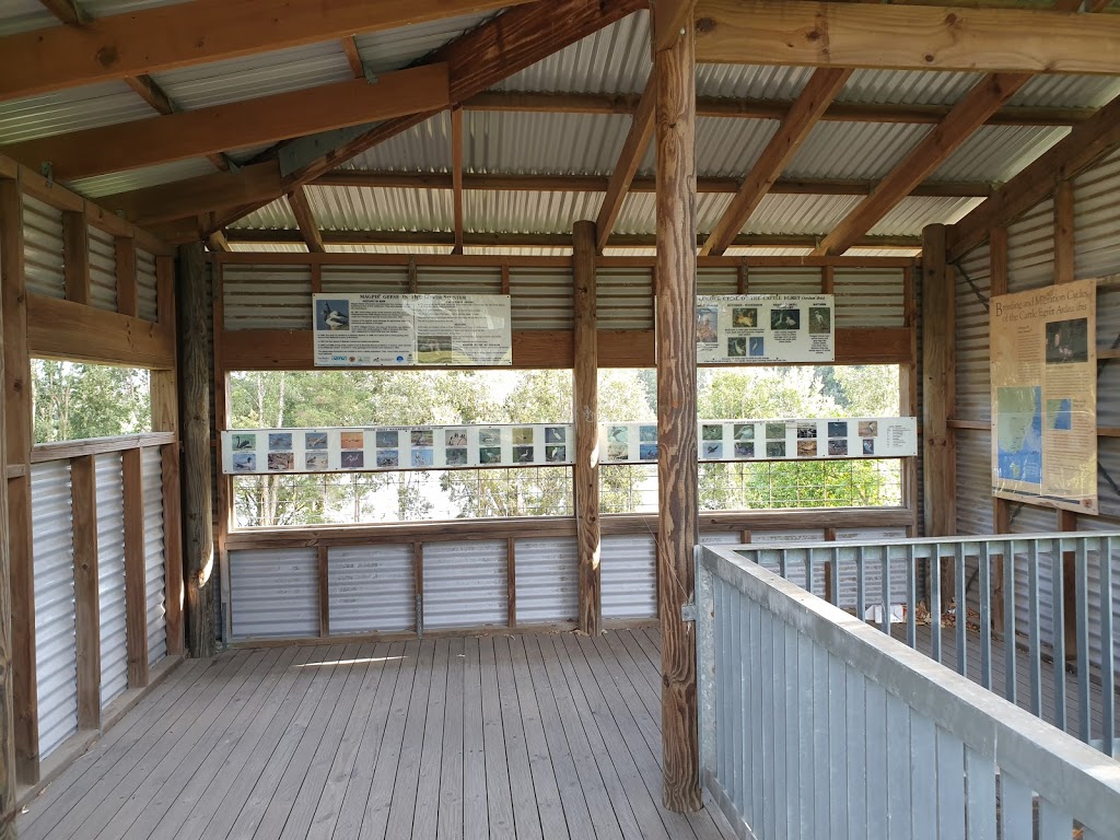Birdwatching Hut | 2A Torrence St, Seaham NSW 2324, Australia