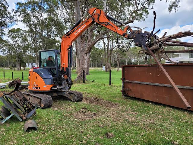 Robbie Earth | Cowlong Rd, McLeans Ridges NSW 2480, Australia | Phone: 0401 635 339