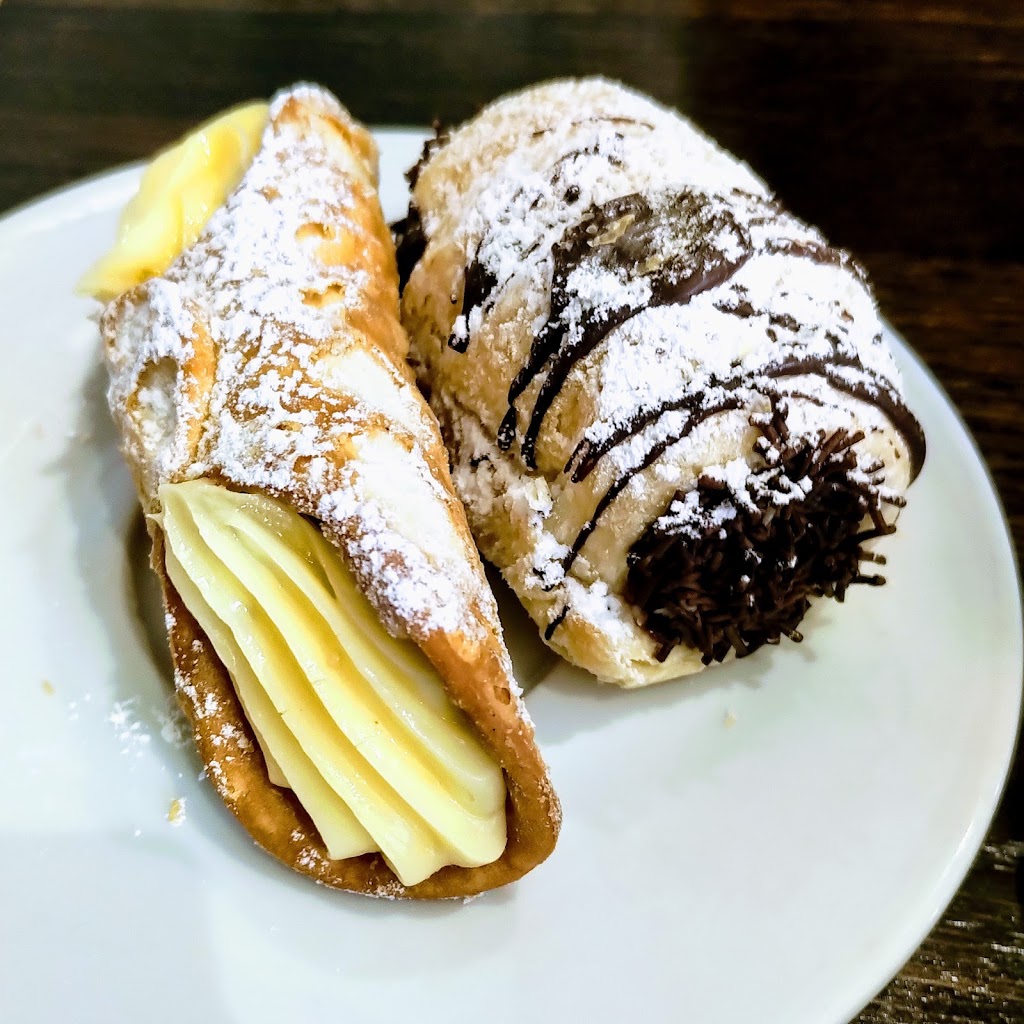 Pasticceria Padova | bakery | 56 Bonwick St, Fawkner VIC 3060, Australia | 0393593212 OR +61 3 9359 3212