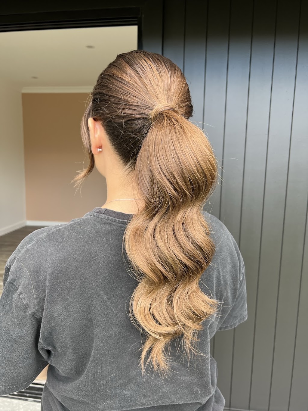 Her hair bar | 110 Glengarry Dr, Glenmore Park NSW 2745, Australia | Phone: 0431 568 665
