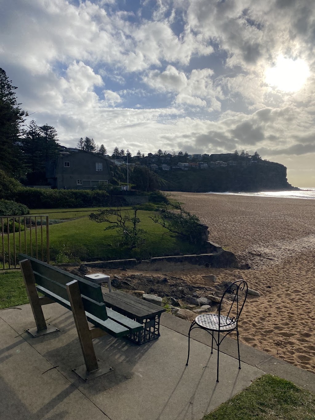 Brewdlers Bench | Bilgola Beach NSW 2107, Australia | Phone: 0477 774 900