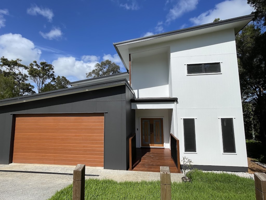 Bay islands painting company | 15 Jackson Rd, Russell Island QLD 4184, Australia | Phone: 0422 868 779