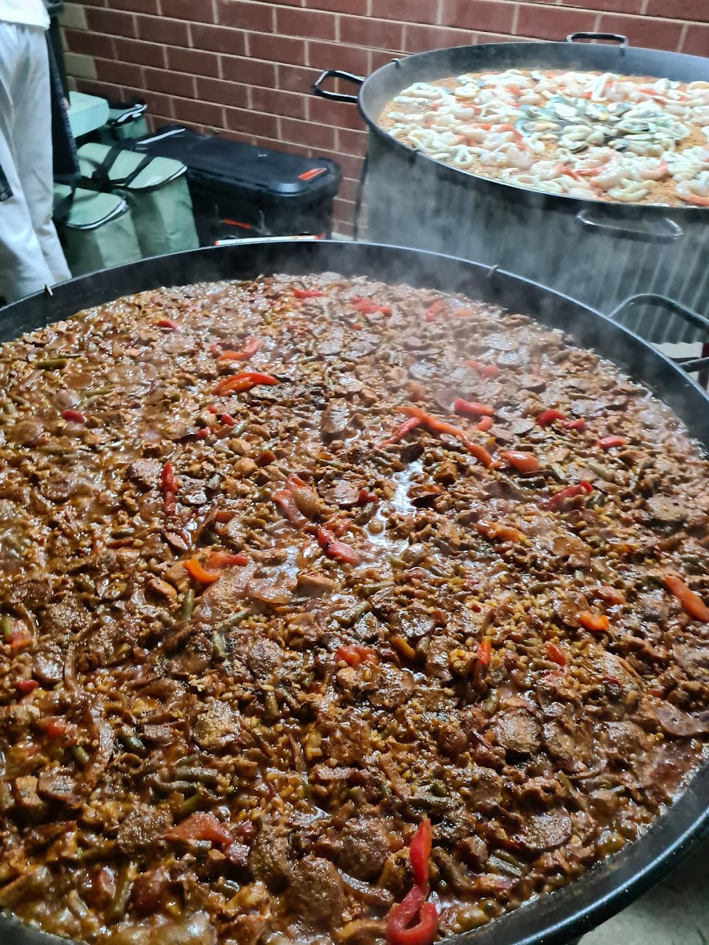 Longhouse Paella & Catering | 92 Cobrawonga Rd, Cobram East VIC 3644, Australia | Phone: 0407 828 443