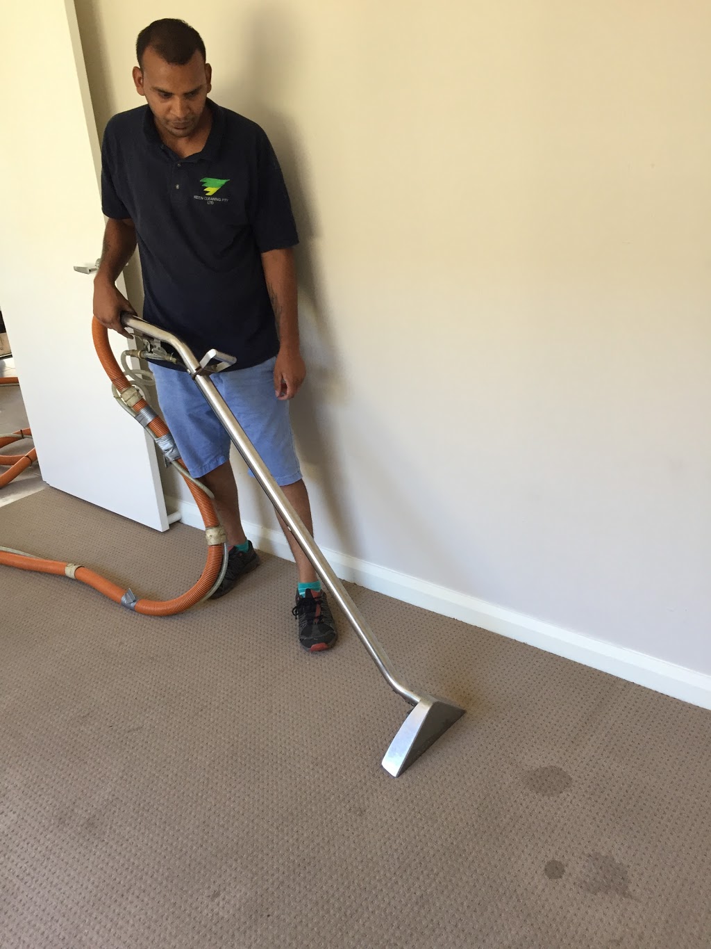 Keen Cleaning | 737 Burwood Rd, Hawthorn East VIC 3122, Australia | Phone: 1300 454 578