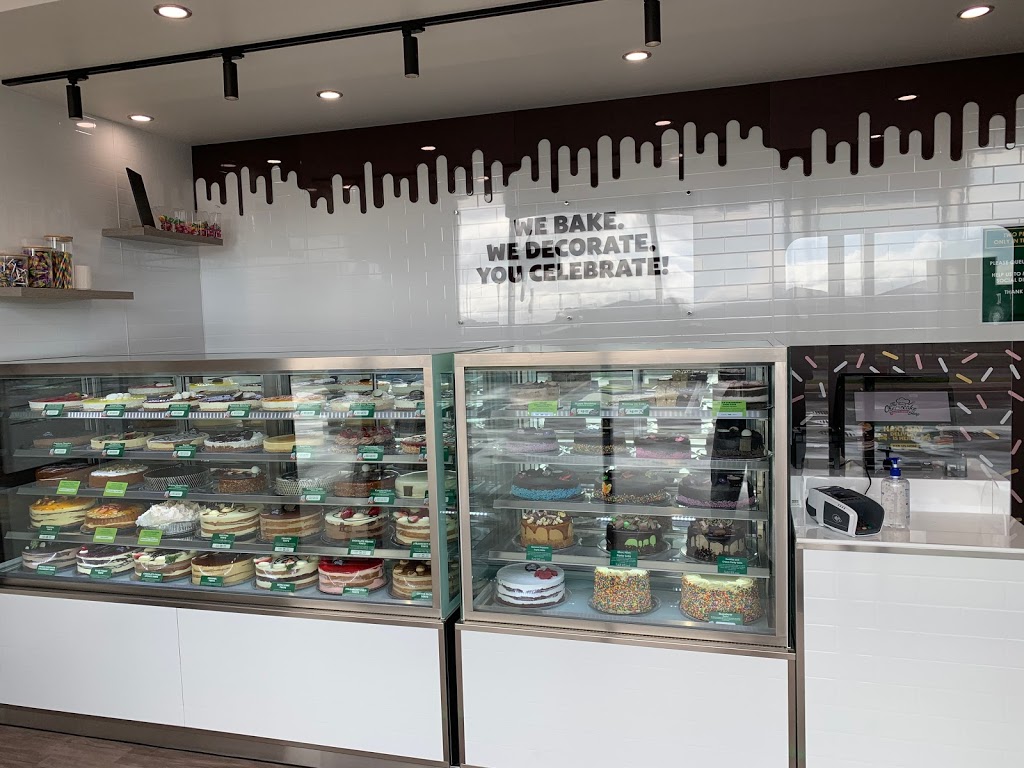 The Cheesecake Shop Tarneit | bakery | 32 Escapade St, Tarneit VIC 3029, Australia | 0483800784 OR +61 483 800 784