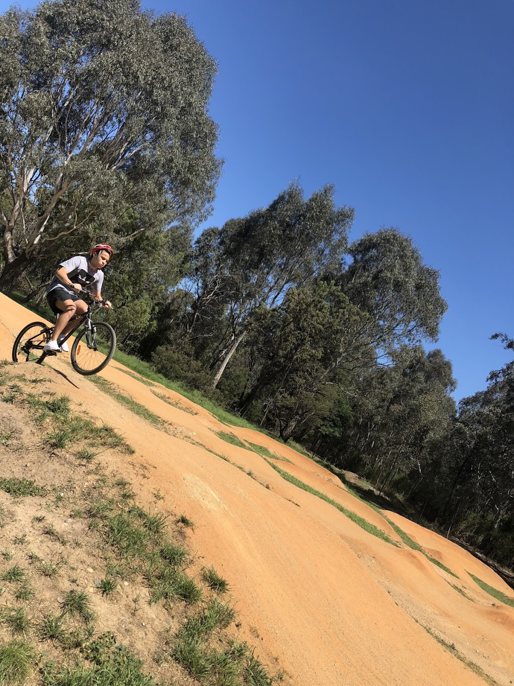 Eaglemont Dirt Jumps | park | Ivanhoe VIC 3079, Australia