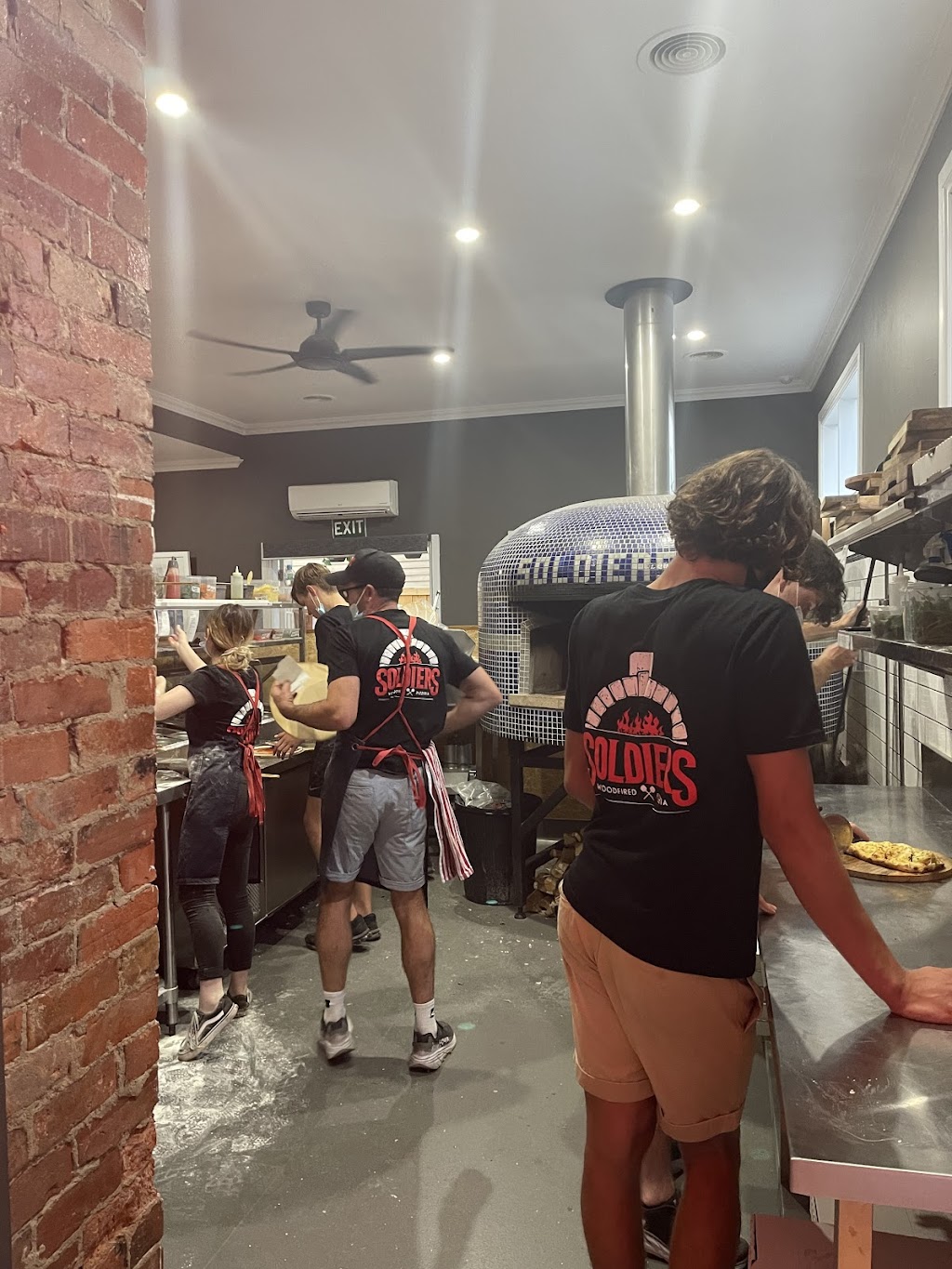 Soldiers Woodfired Pizzeria Ballarat | 451 Doveton St N, Soldiers Hill VIC 3350, Australia | Phone: (03) 5333 3796