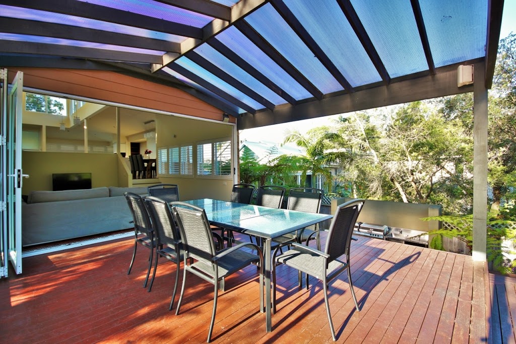 The Hyams | 4 Bayview Ave, Hyams Beach NSW 2540, Australia | Phone: (02) 4443 0242