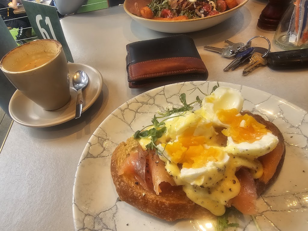 Laughin Boy Cafe Restaurant | Rower, s View Road, Emu Plains NSW 2750, Australia | Phone: (02) 4713 1333