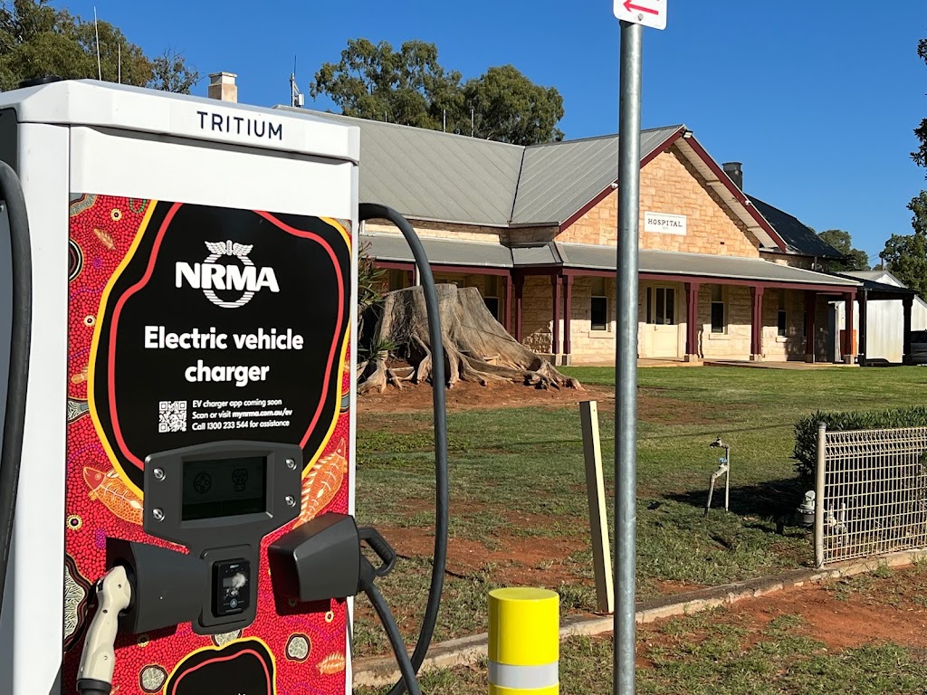 NRMA Charging Station | 1-7 Ross St, Wilcannia NSW 2836, Australia | Phone: 1300 233 544