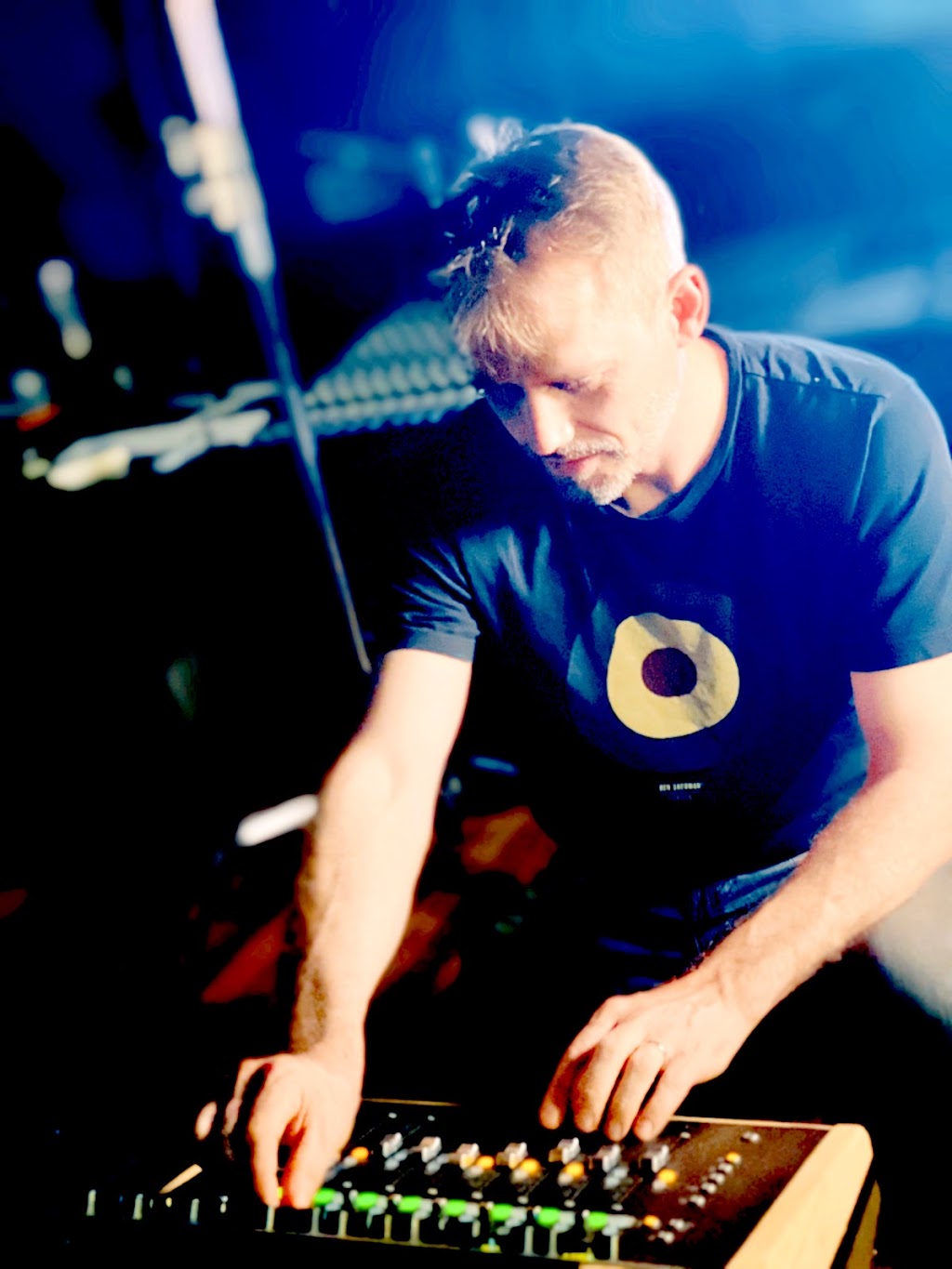 Mix Artist Studio | Left Bank Rd, Mullumbimby NSW 2482, Australia | Phone: 0404 768 986