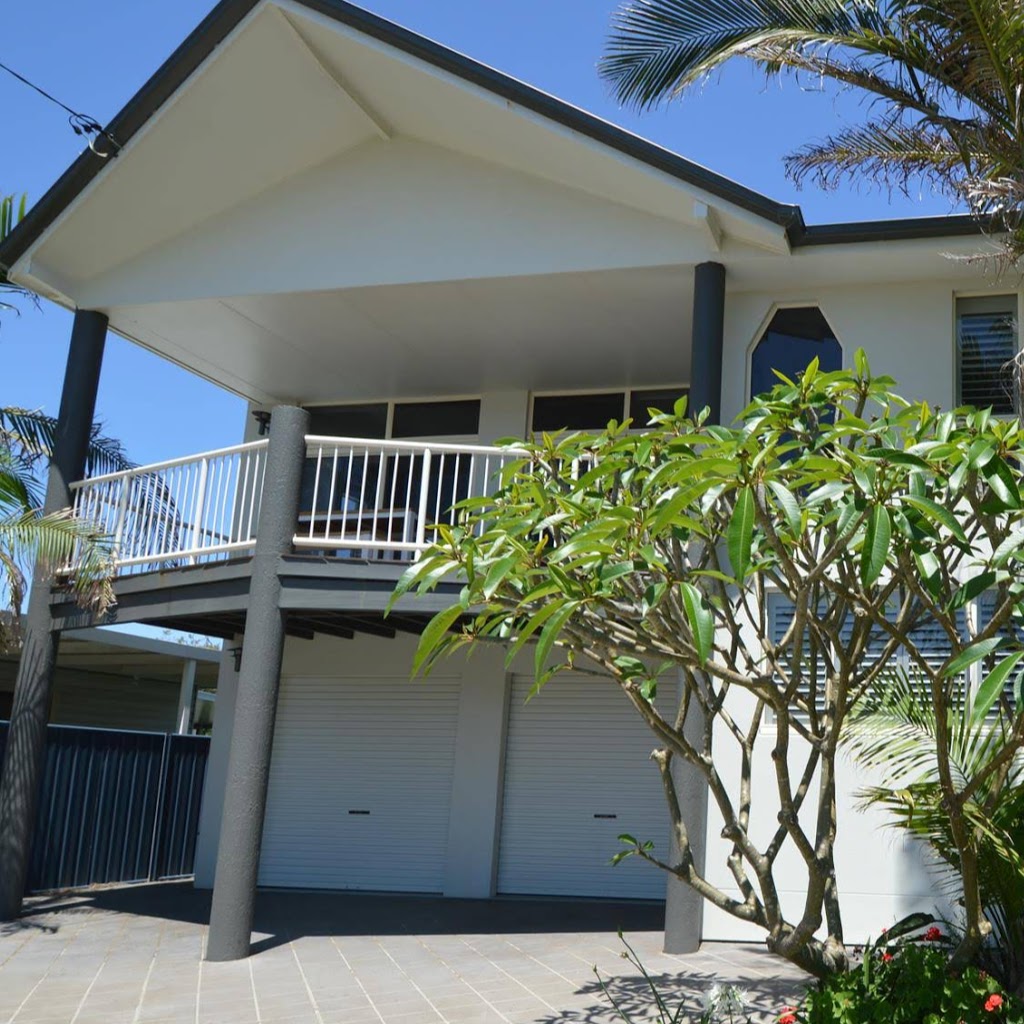 Calliope Beach House, Yamba Holiday Home | 81 Yamba St, Yamba NSW 2464, Australia | Phone: (02) 6646 2400