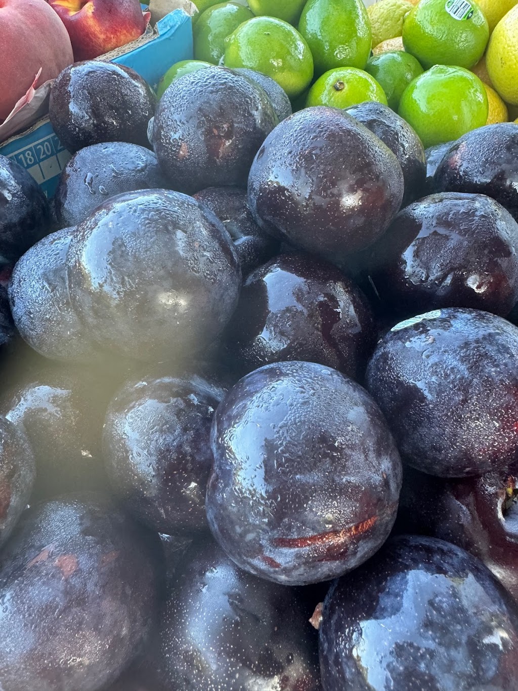 The Village Grocer Store & Farm Gate Market | 36 Tarata Rd, Guanaba QLD 4210, Australia | Phone: 0438 773 937