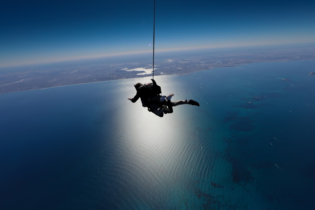 Skydive Geronimo | travel agency | Brand Way, Rottnest Island WA 6161, Australia | 1300449669 OR +61 1300 449 669