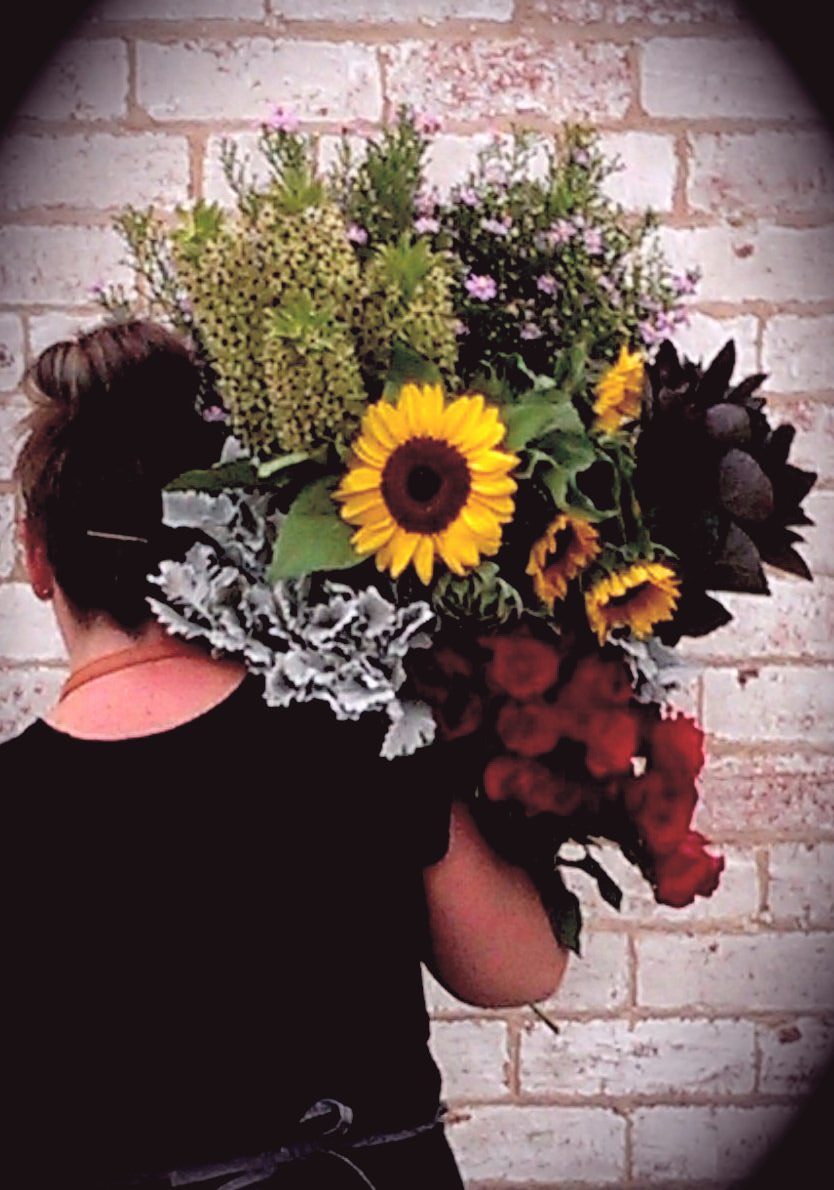 Fab Flowers Florist & Nursery Kyabram | florist | 262 Allan St, Kyabram VIC 3620, Australia | 0358521738 OR +61 3 5852 1738